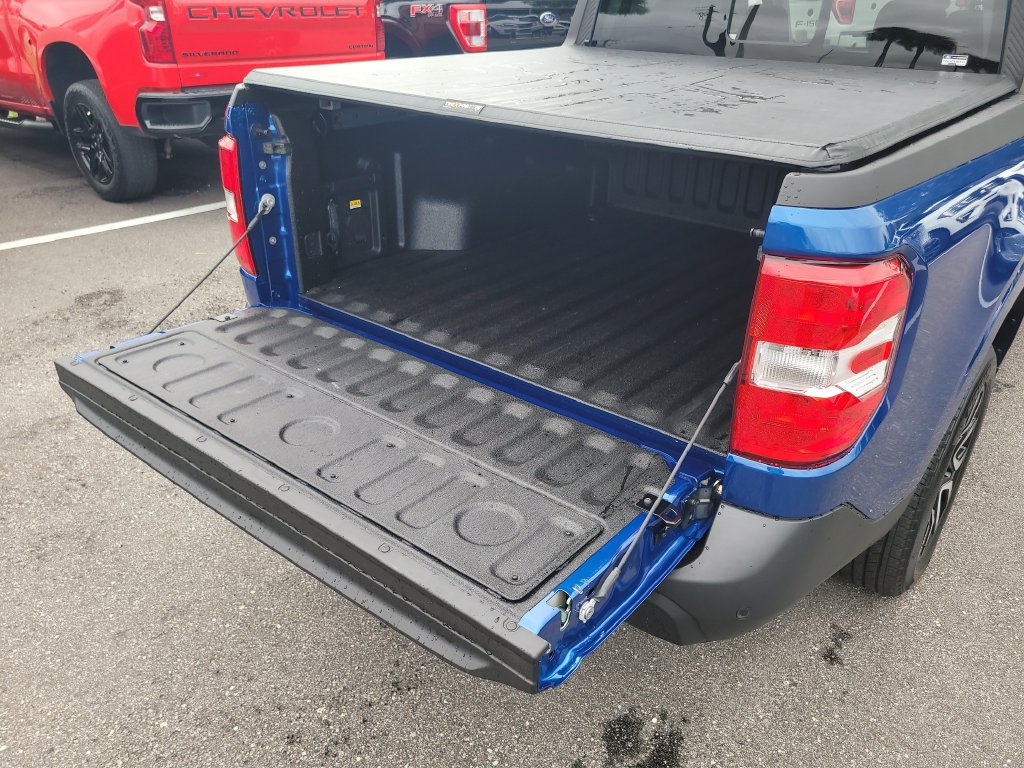 Certified 2024 Ford Maverick Lariat FWD image 8