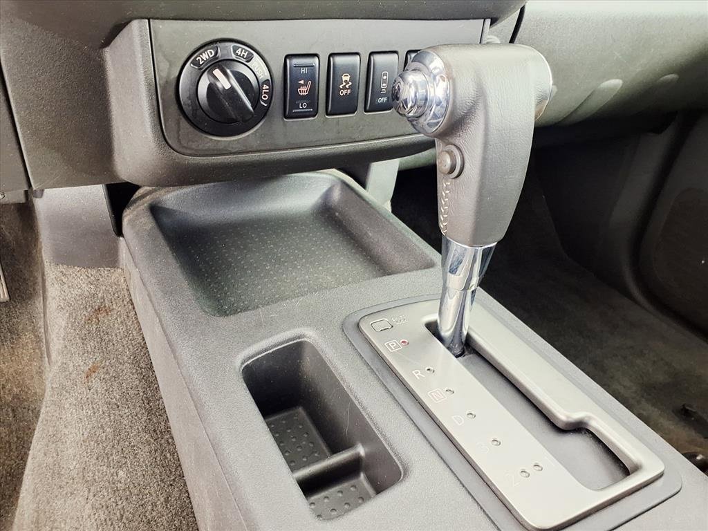 Used 2018 Nissan Frontier PRO-4X image 19