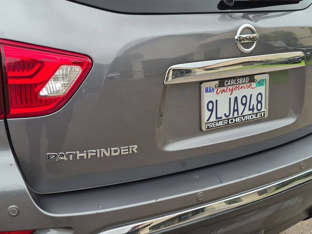 Used 2019 Nissan Pathfinder S FWD image 31