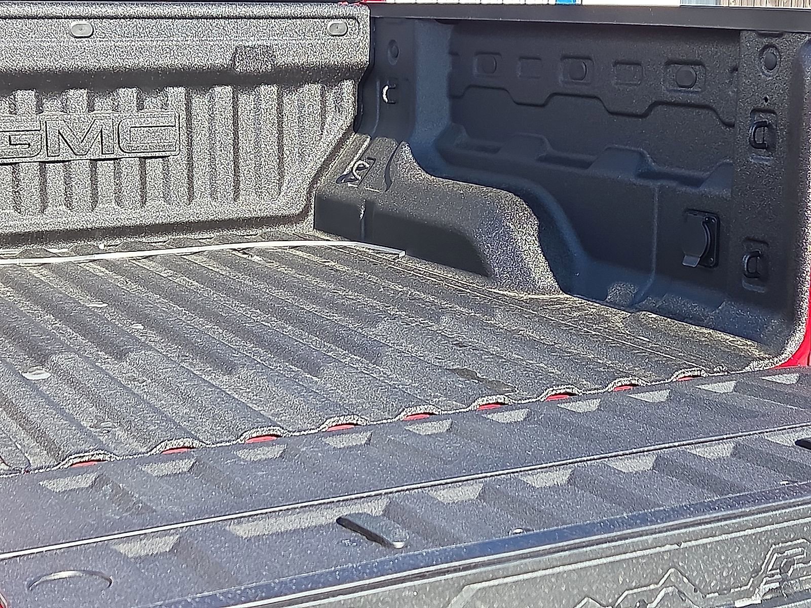 New 2026 GMC Canyon AT4 w/ Technology Plus Package AWD/4WD image 9