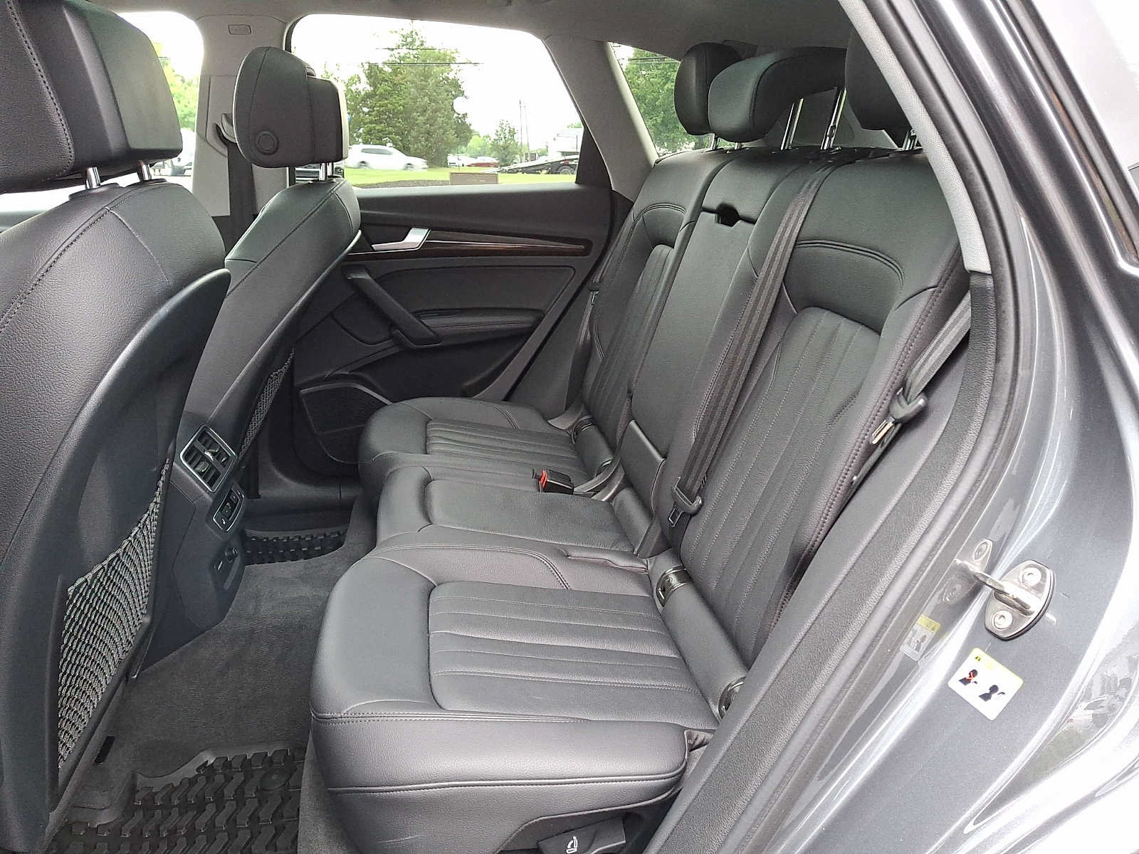 Used 2019 Audi Q5 2.0T Premium Plus w/ Premium Plus Package AWD/4WD image 8