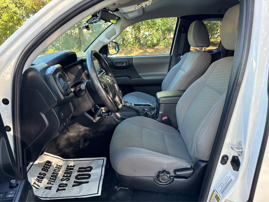 Used 2021 Toyota Tacoma SR image 9