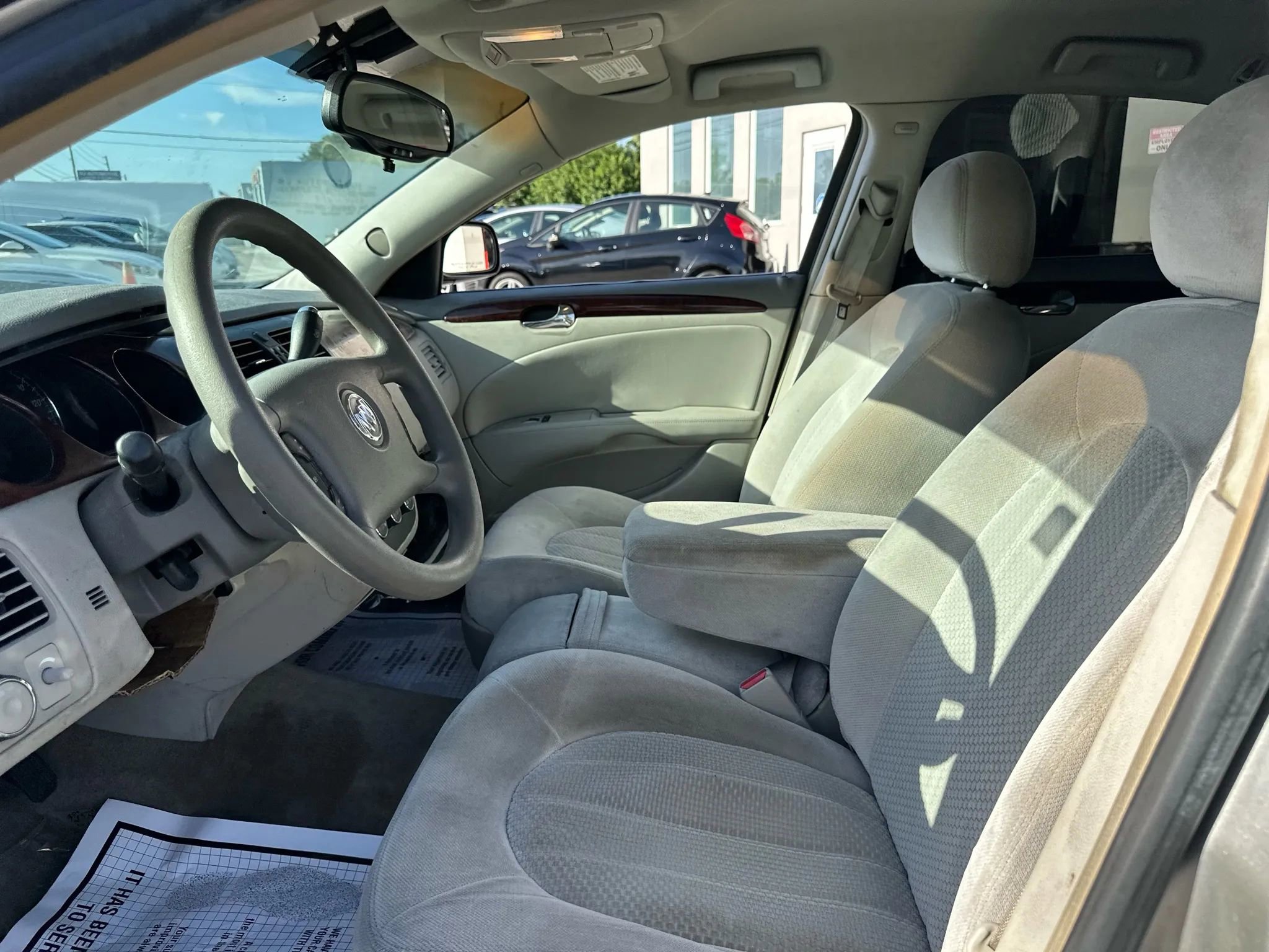 Used 2006 Buick Lucerne CX FWD image 9