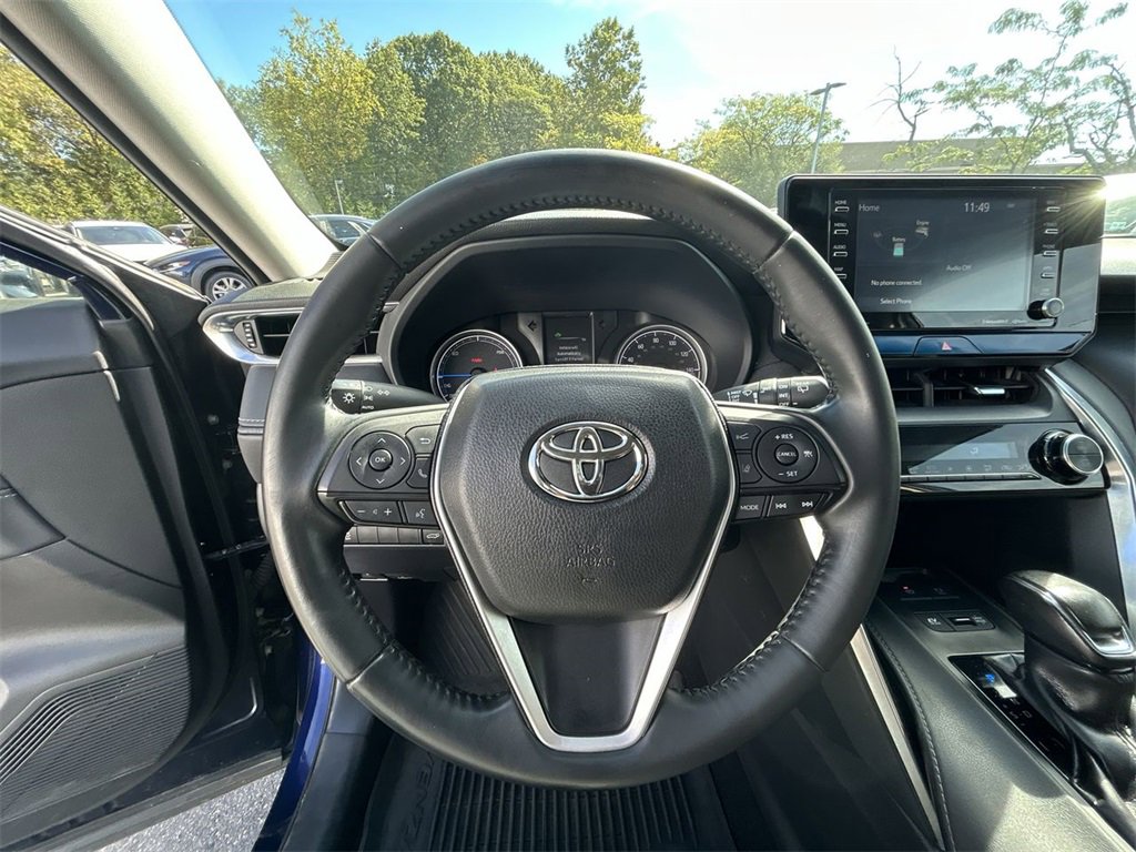 Used 2021 Toyota Venza LE image 18