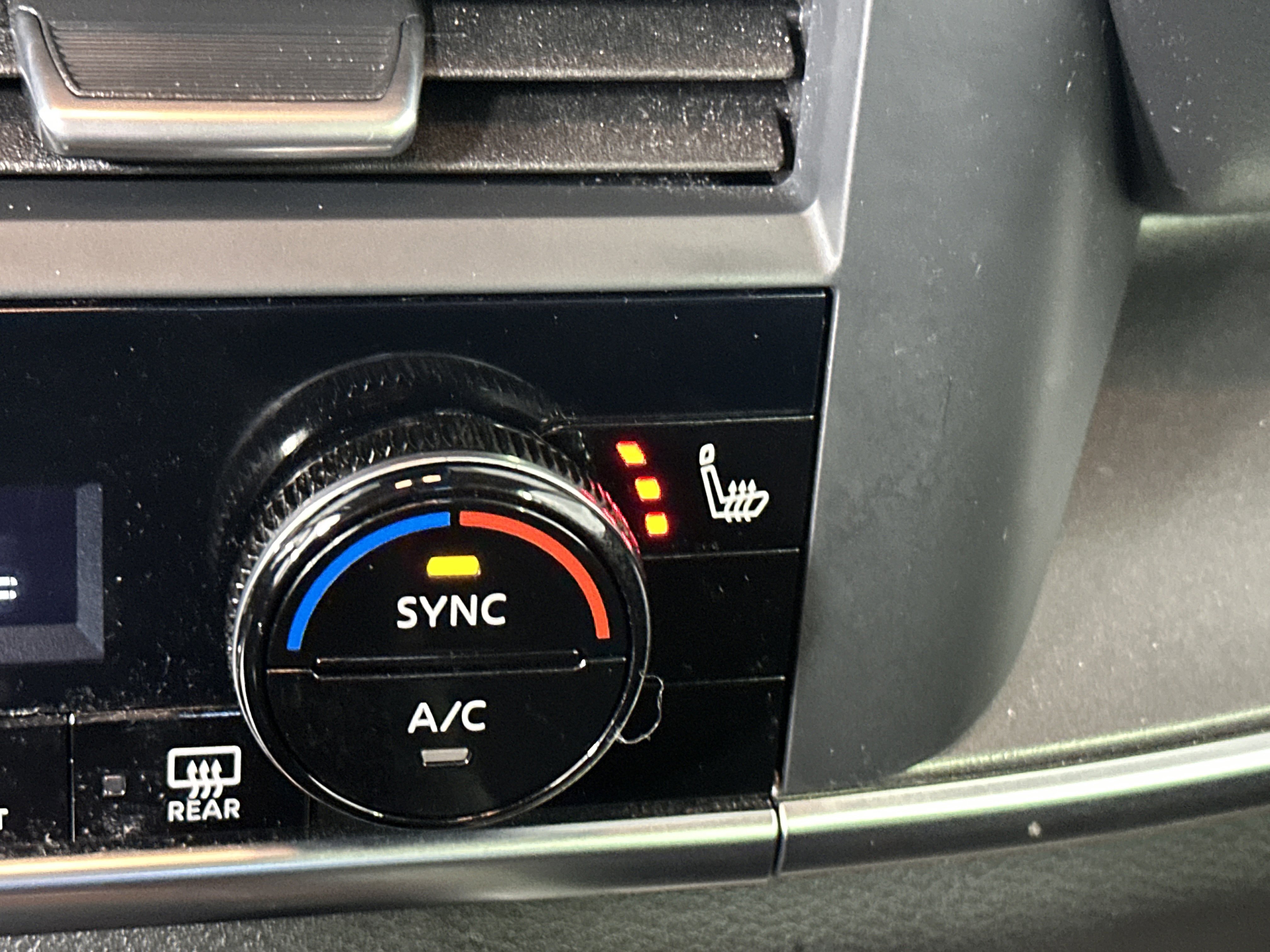 Certified 2025 Nissan Rogue SV w/ SV Premium Package image 24