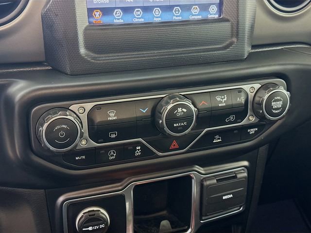 Used 2022 Jeep Wrangler Sport image 15