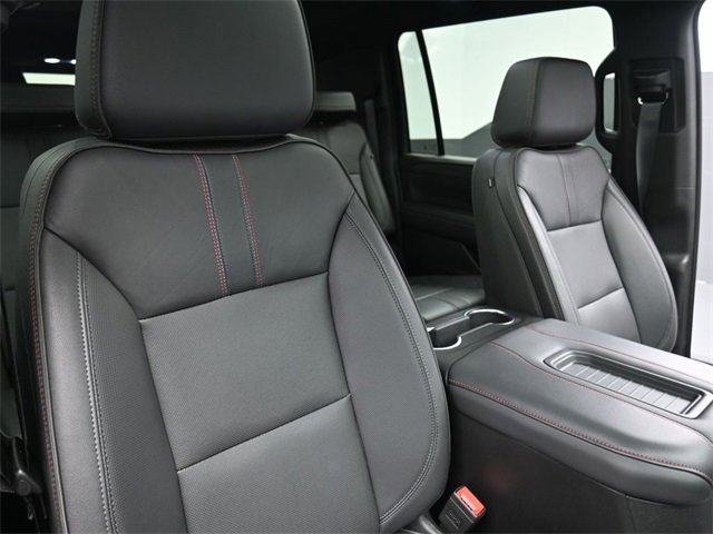 Used 2024 Chevrolet Suburban RST w/ Luxury Package image 30