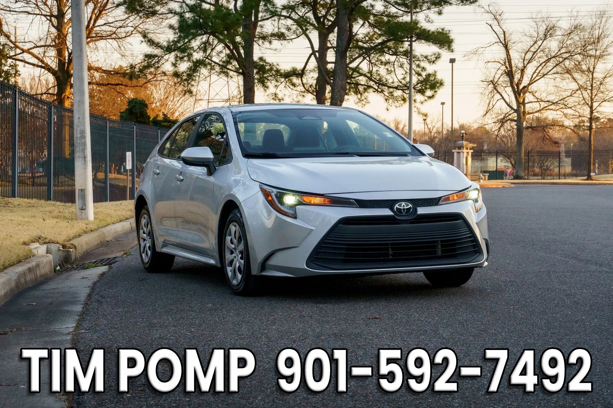 Used 2024 Toyota Corolla LE image 3
