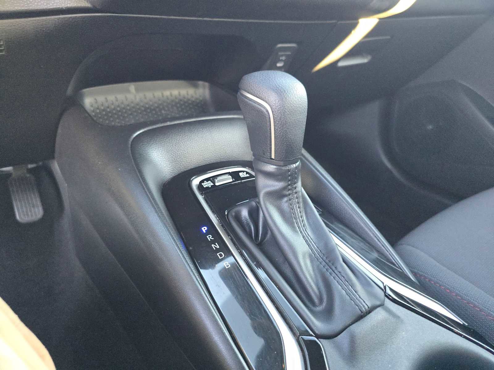 Certified 2024 Toyota Corolla SE image 33