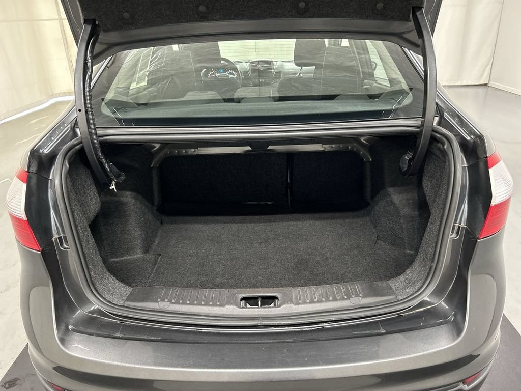 Used 2019 Ford Fiesta SE w/ Equipment Group 201A FWD image 21
