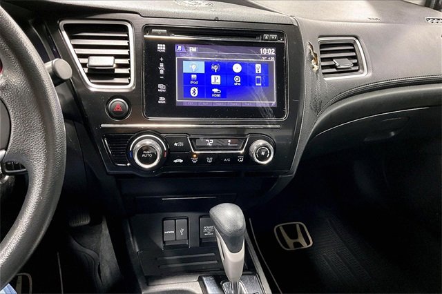 Used 2015 Honda Civic SE image 3