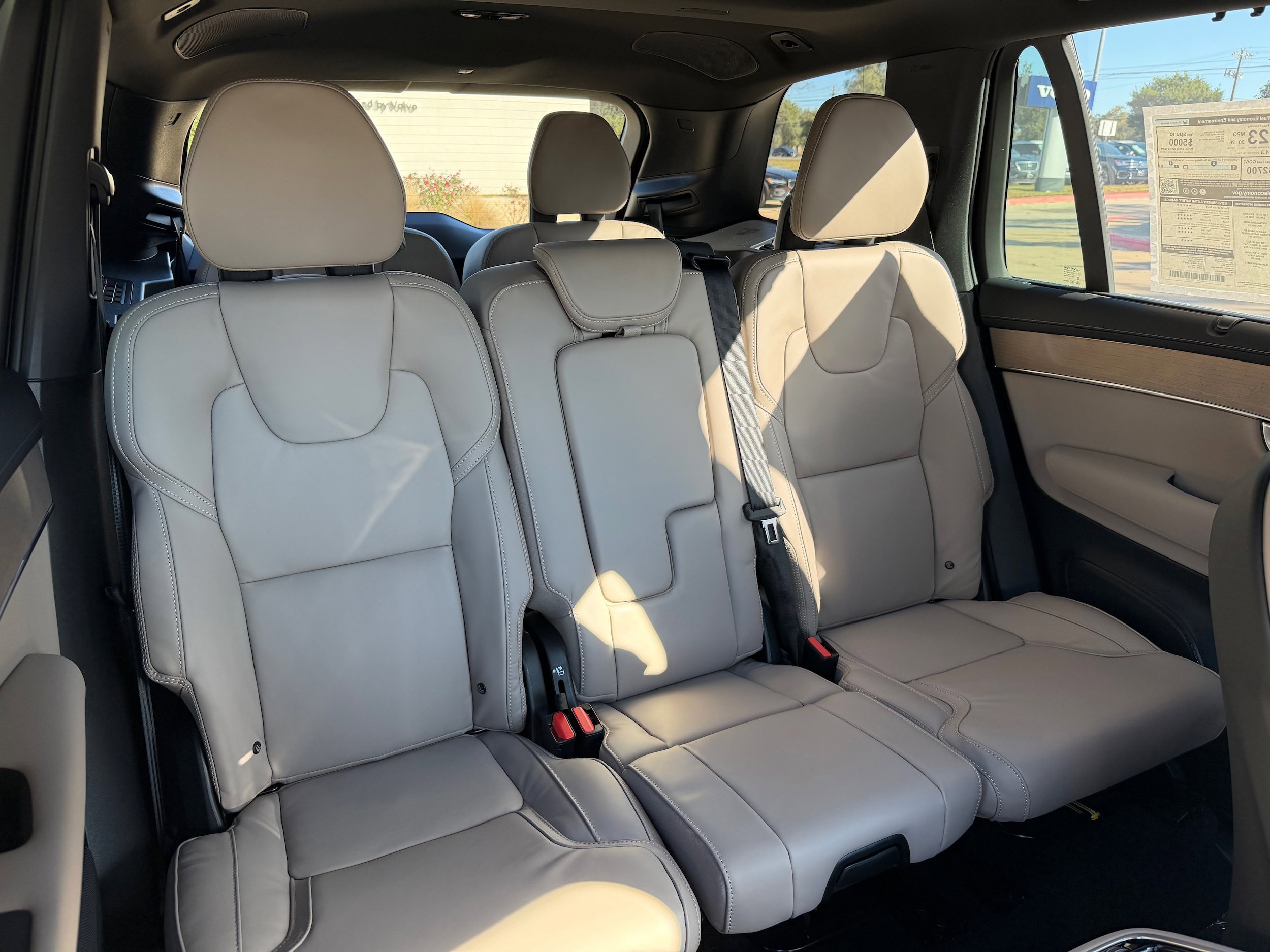 New 2026 Volvo XC90 B6 Ultra w/ Protection Package AWD/4WD image 10