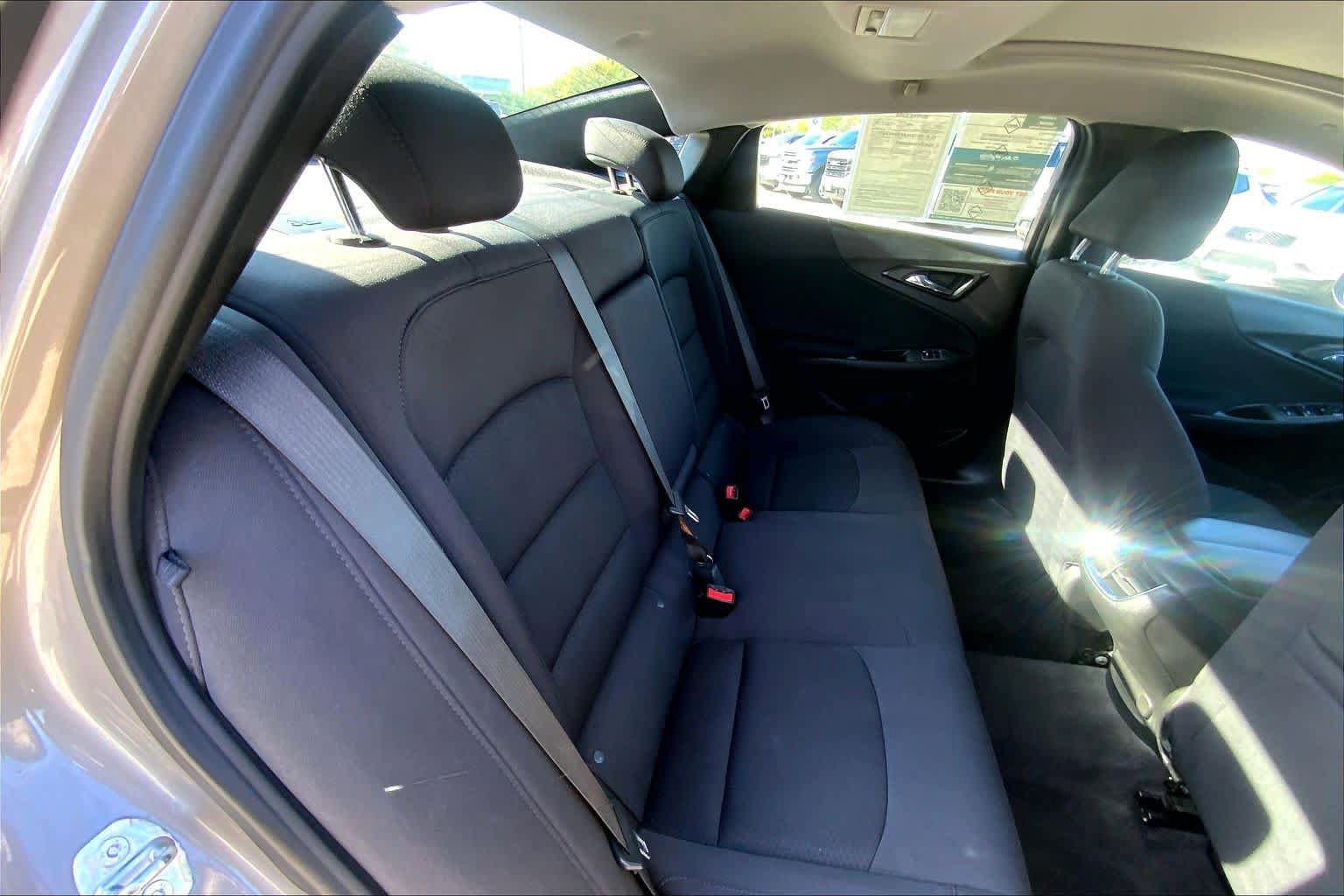 Used 2023 Chevrolet Malibu LT FWD image 20