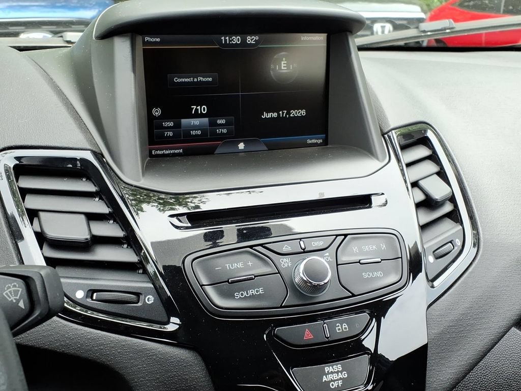 Used 2014 Ford Fiesta SE w/ Equipment Group 201A FWD image 10