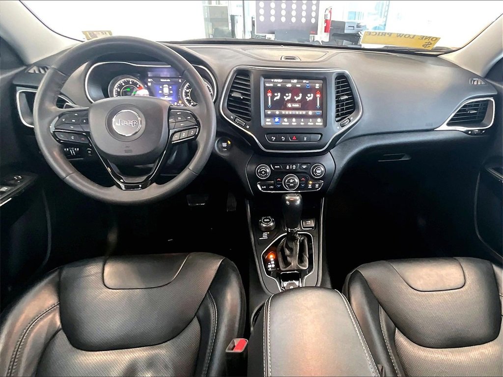 Used 2023 Jeep Cherokee Altitude Lux image 21