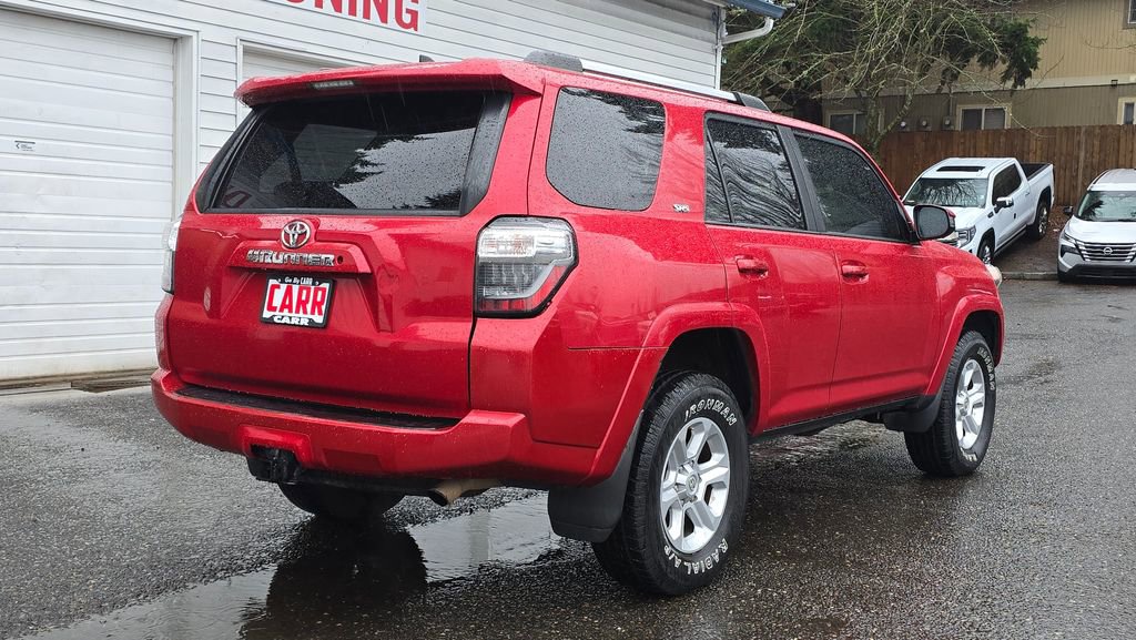Used 2020 Toyota 4Runner SR5 image 3