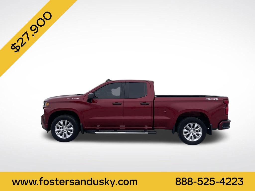 Used 2020 Chevrolet Silverado 1500 Custom w/ Custom Value Package AWD/4WD image 2