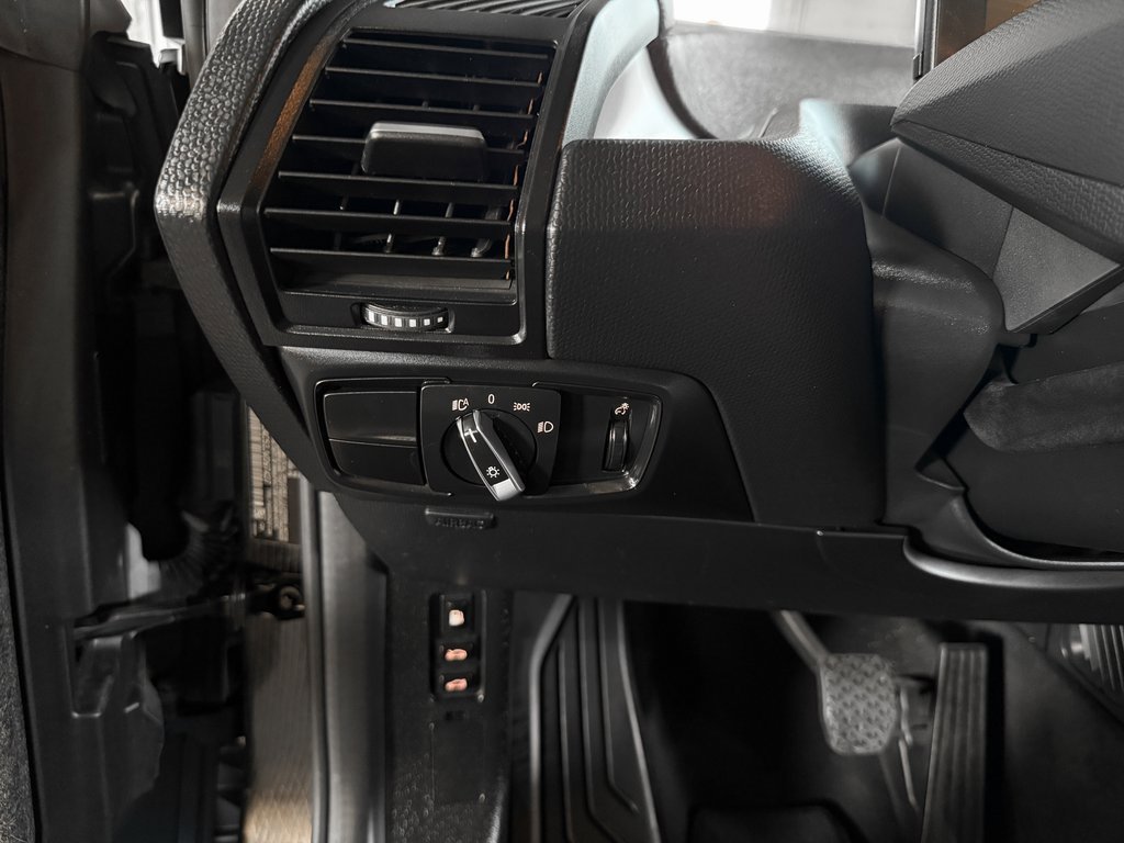 Used 2018 BMW i3 image 26