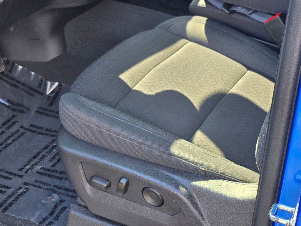 Used 2025 Chevrolet Silverado 1500 LT image 21