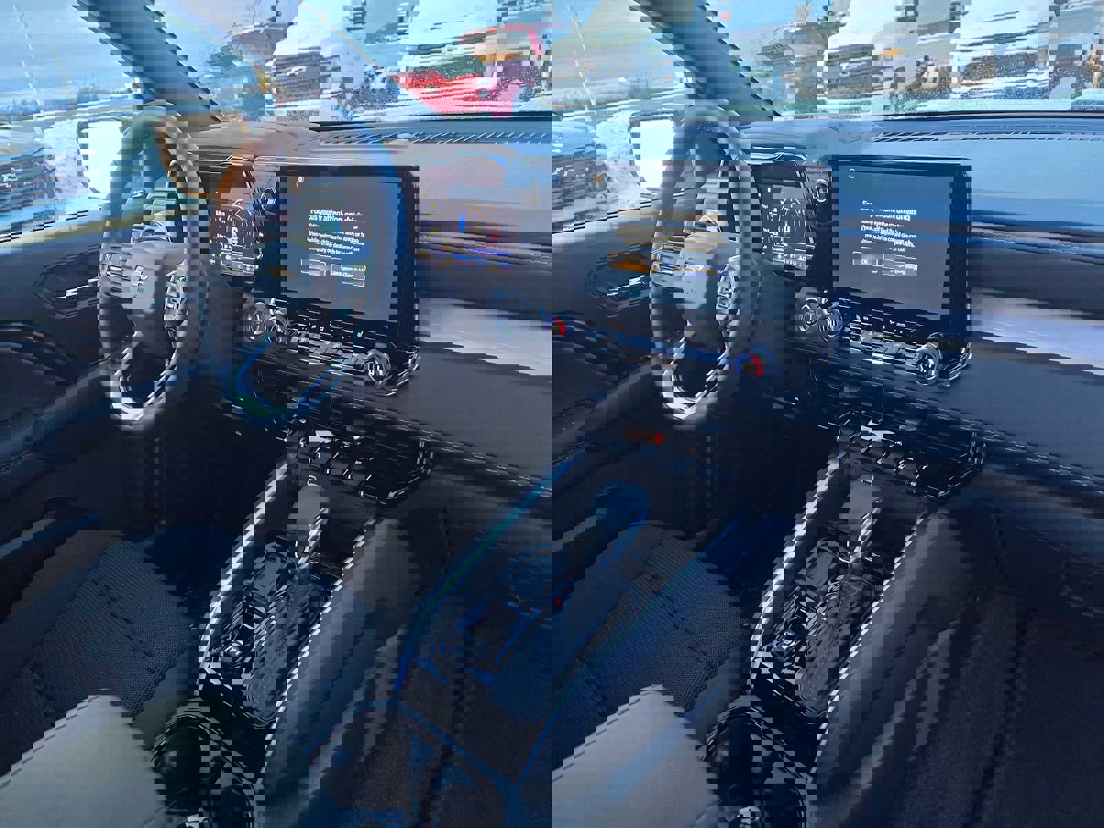 New 2024 Chevrolet Colorado LT w/ LT Convenience Package II image 12