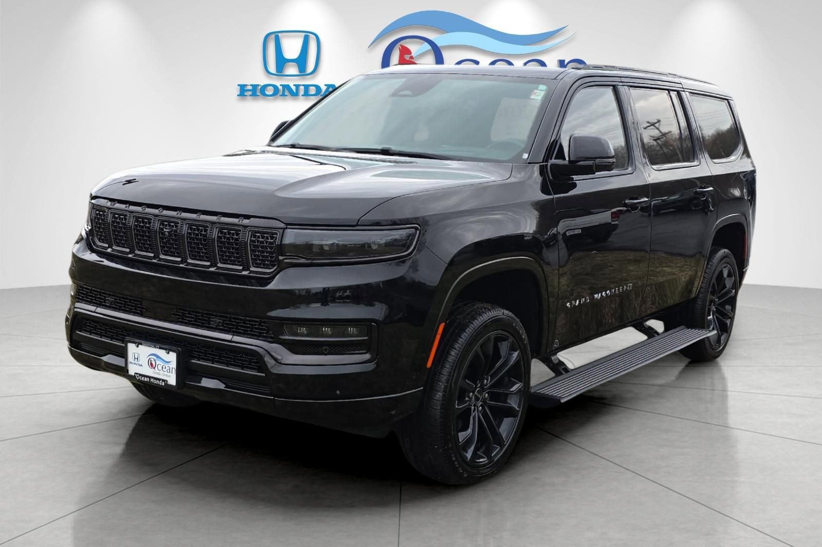 Used 2022 Jeep Grand Wagoneer Series II image 7