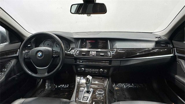 Used 2015 BMW 528i Sedan image 16