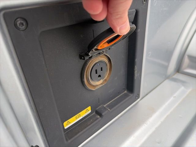 Used 2022 Ford F150 Platinum w/ Equipment Group 701A High image 11