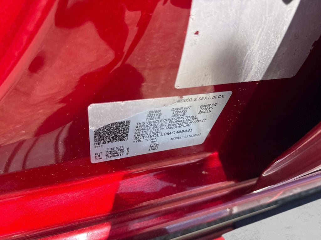 Used 2021 GMC Sierra 1500 SLT AWD/4WD image 21