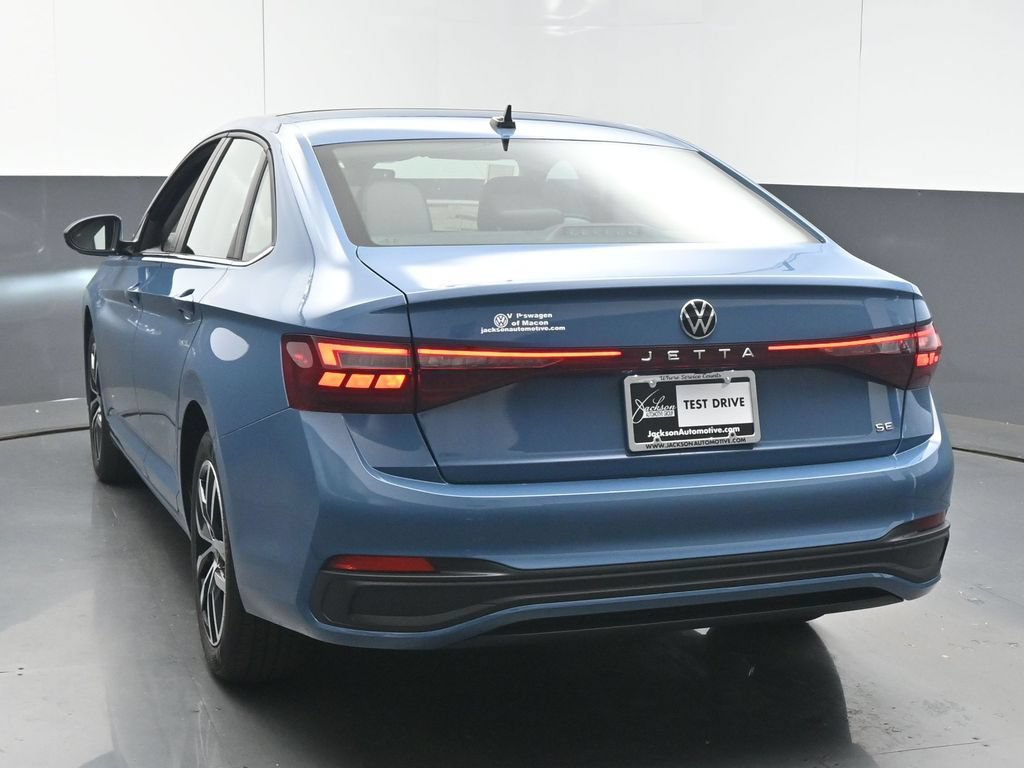 New 2026 Volkswagen Jetta SE FWD image 6