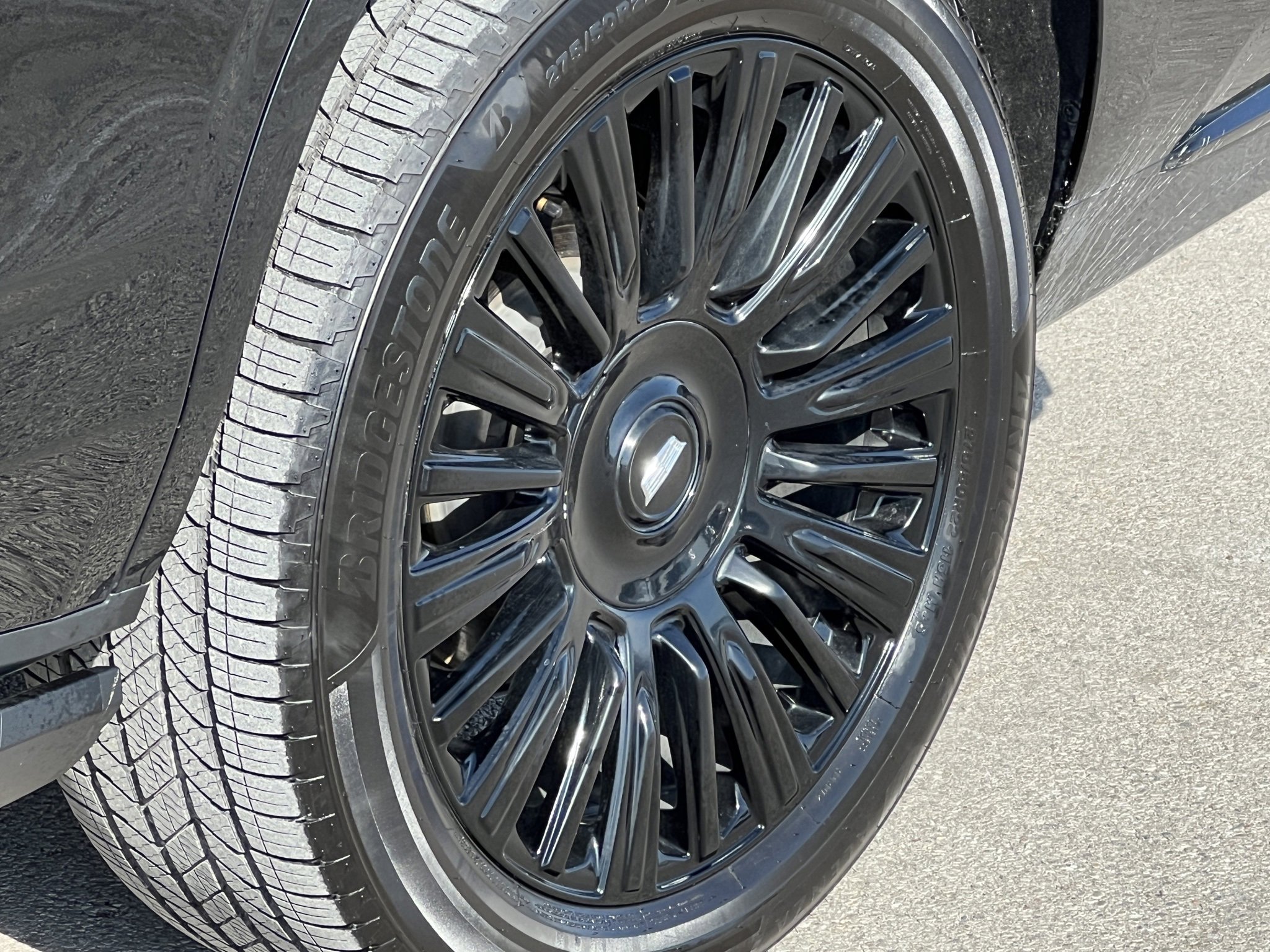 Used 2022 Cadillac Escalade Sport Platinum w/ Heavy-Duty Trailer Package image 15