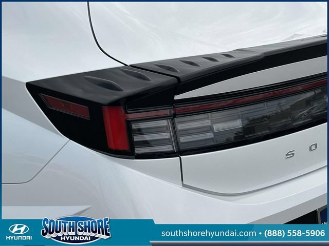 Certified 2024 Hyundai Sonata SEL w/ Convenience Package FWD image 11