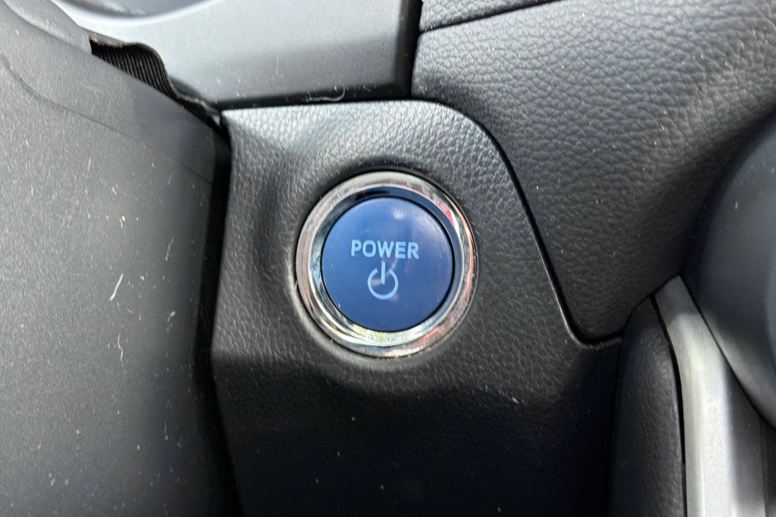 Used 2019 Toyota RAV4 Limited image 28