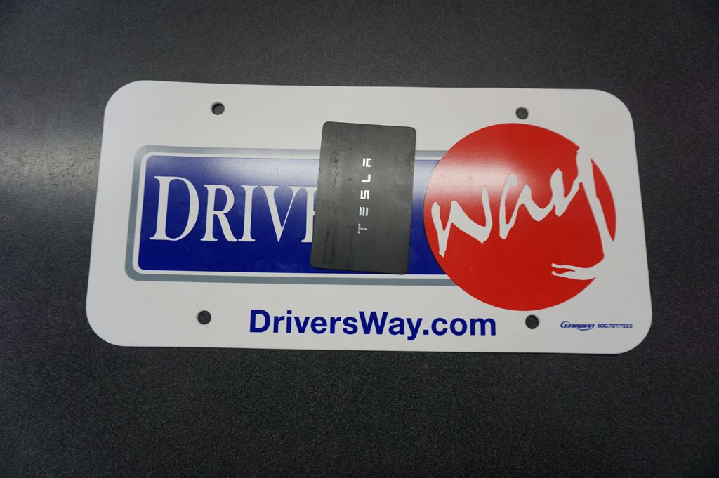 Used 2023 Tesla Model X image 17