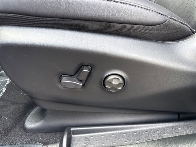 New 2025 Chrysler Pacifica Select image 13