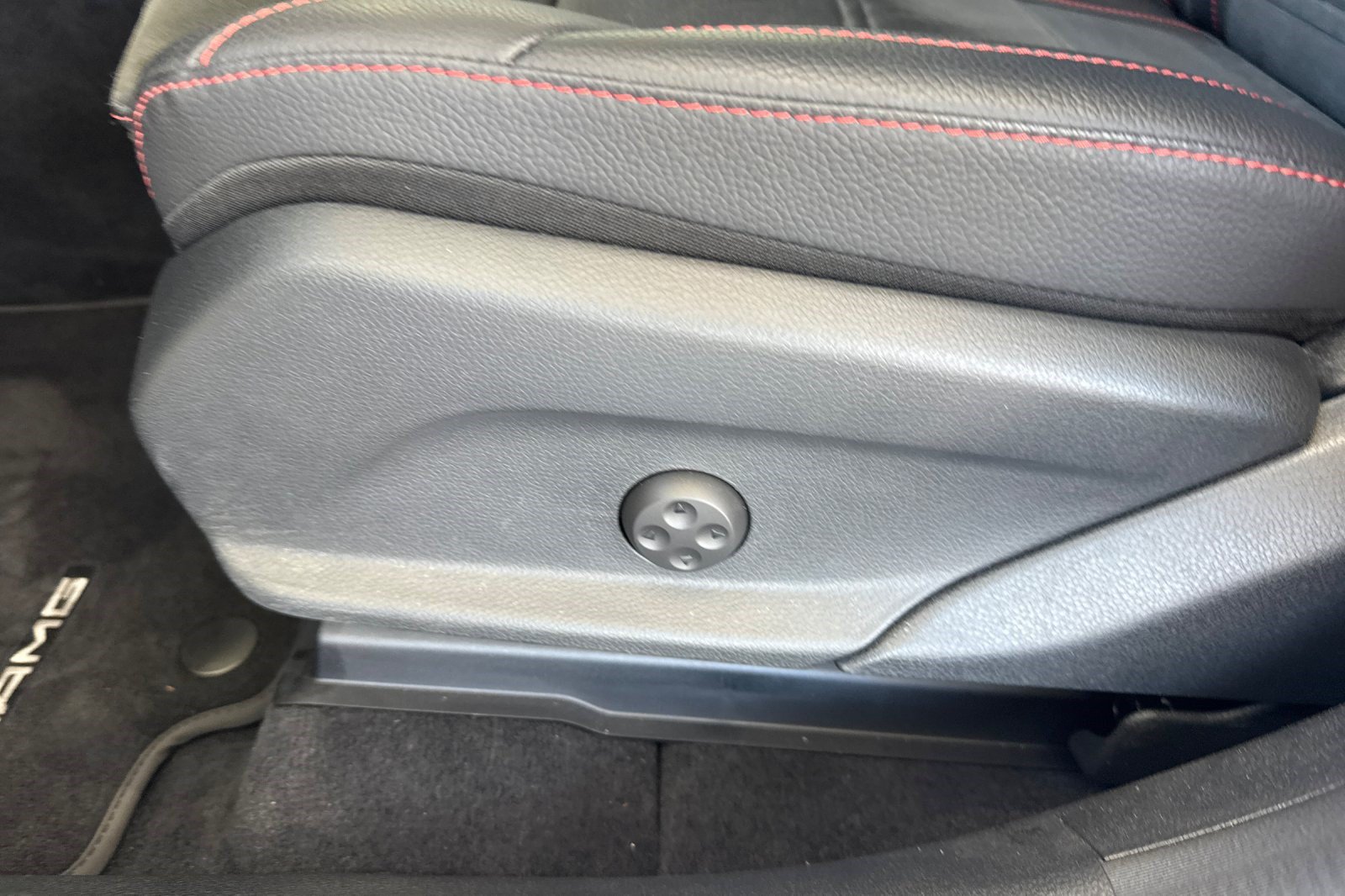 Used 2022 Mercedes-Benz GLC 43 AMG 4MATIC image 14