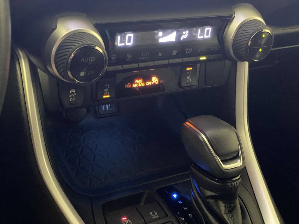 Used 2023 Toyota RAV4 XSE AWD/4WD image 23