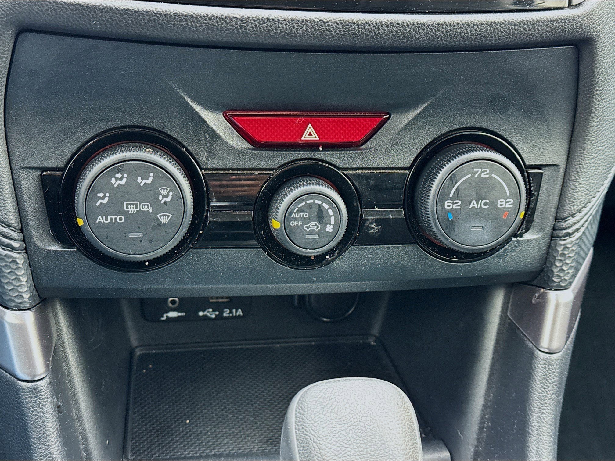 Used 2023 Subaru Forester Premium image 12