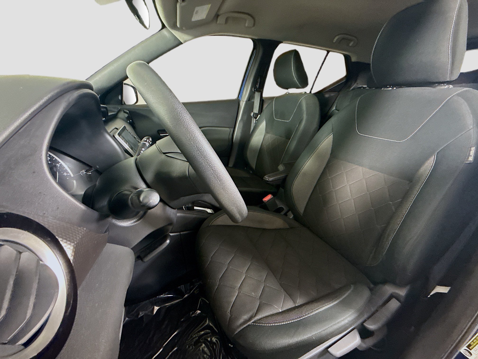 Used 2020 Nissan Kicks SV FWD image 22