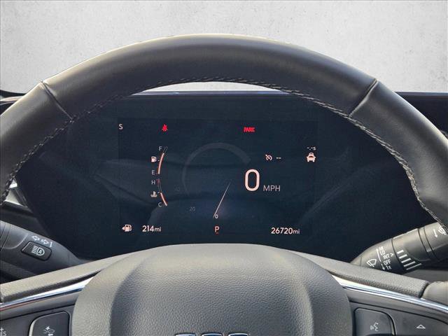 Used 2025 Buick Envista Sport Touring image 11