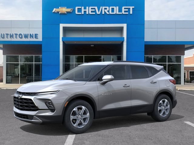 New 2026 Chevrolet Blazer LT w/ Convenience Package FWD image 2