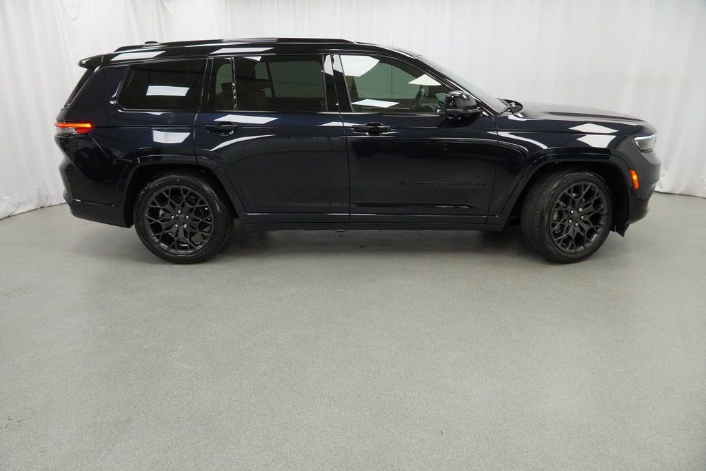 Certified 2024 Jeep Grand Cherokee L Summit w/ High Altitude Package image 11