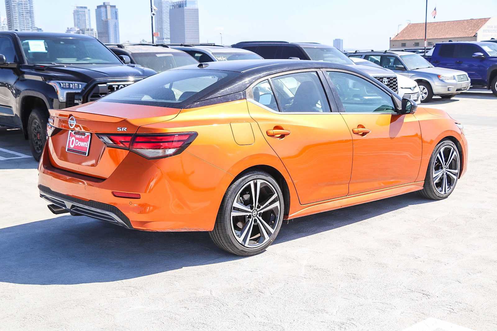 Used 2022 Nissan Sentra SR w/ SR Premium Package FWD image 6