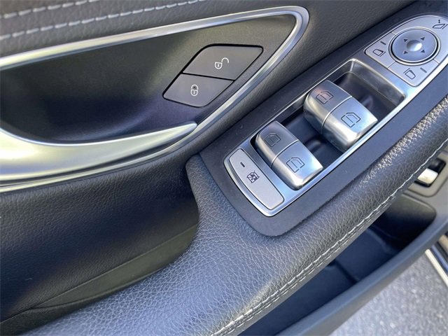 Used 2015 Mercedes-Benz C 300 4MATIC Sedan image 13