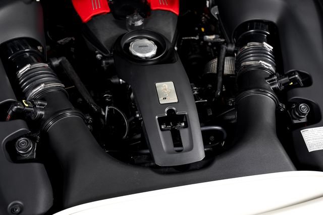 Certified 2018 Ferrari 488 Spider RWD image 11