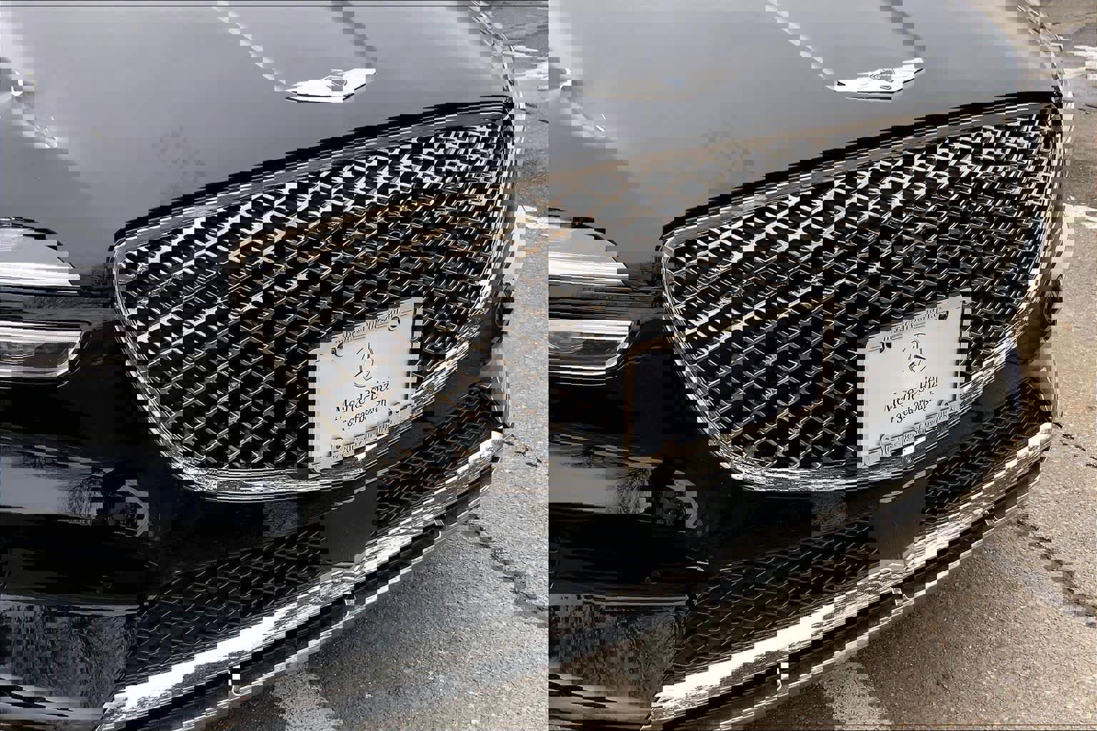 Used 2024 Genesis GV70 2.5T w/ Advanced Package image 30