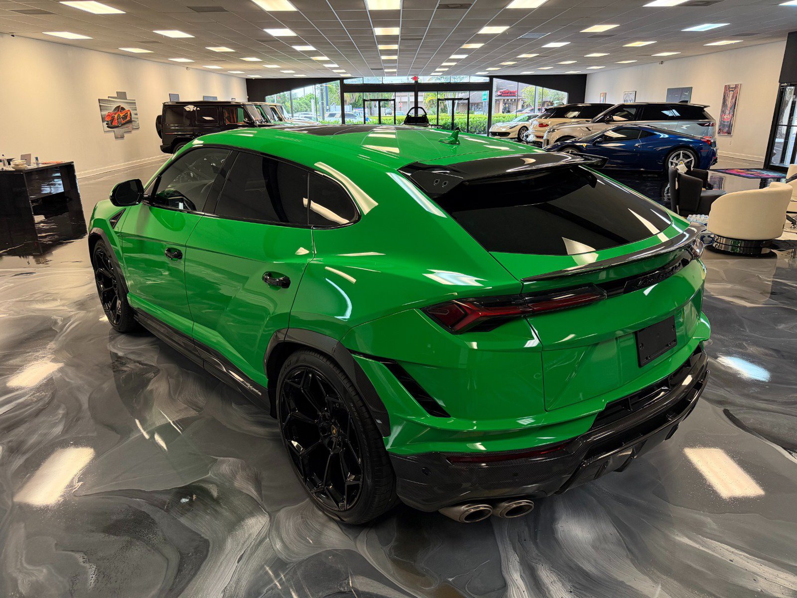 Used 2023 Lamborghini Urus Performante AWD/4WD image 17