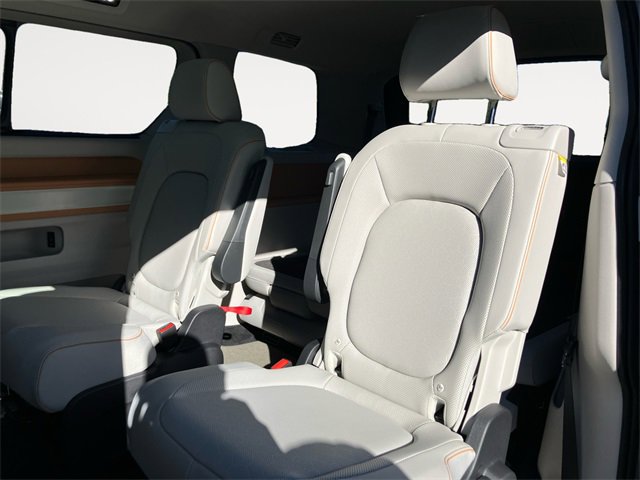 New 2025 Volkswagen ID. Buzz 1st Edition image 12