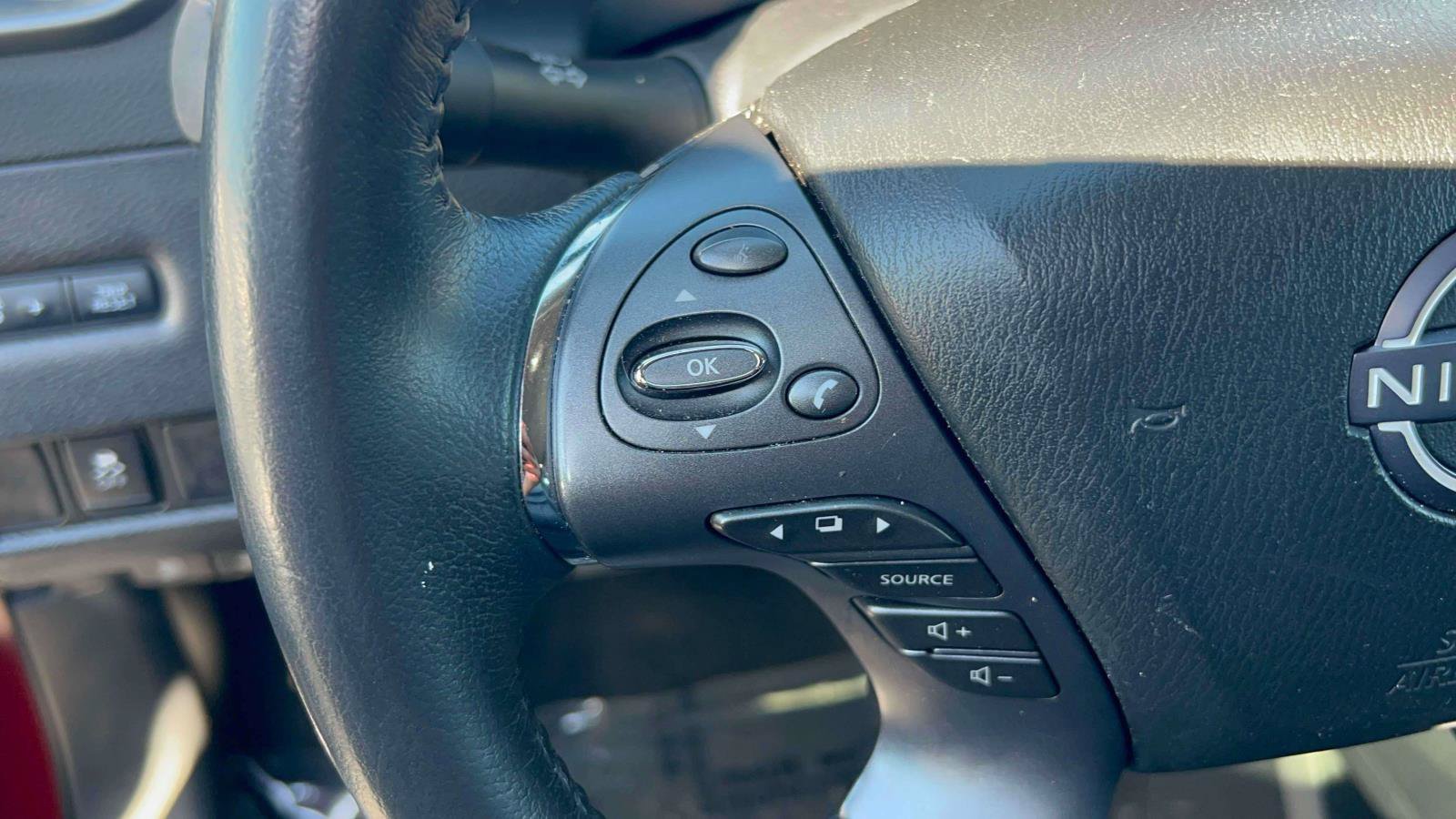 Used 2023 Nissan Murano SV FWD image 24
