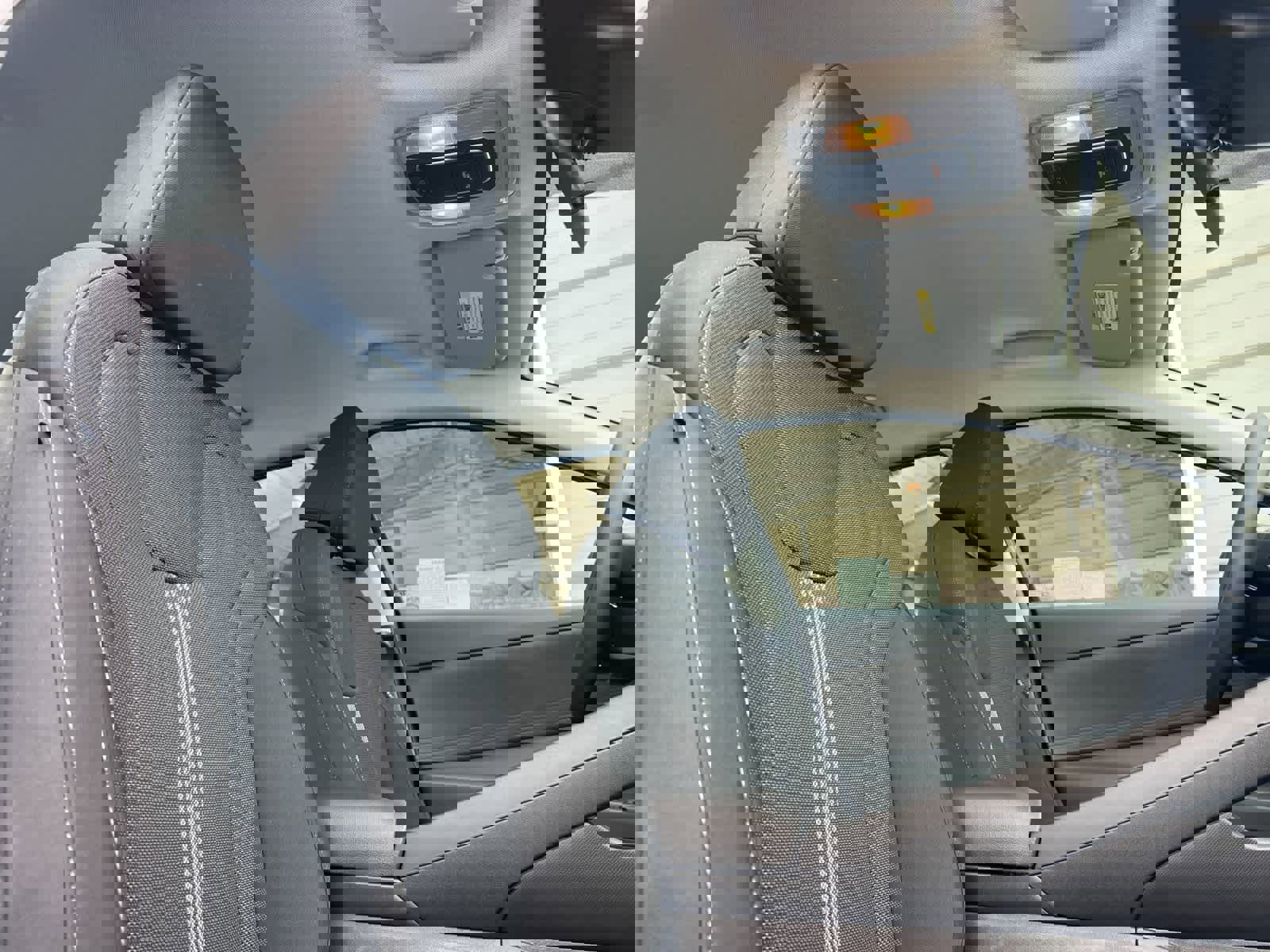 Certified 2025 Hyundai Elantra SE image 17