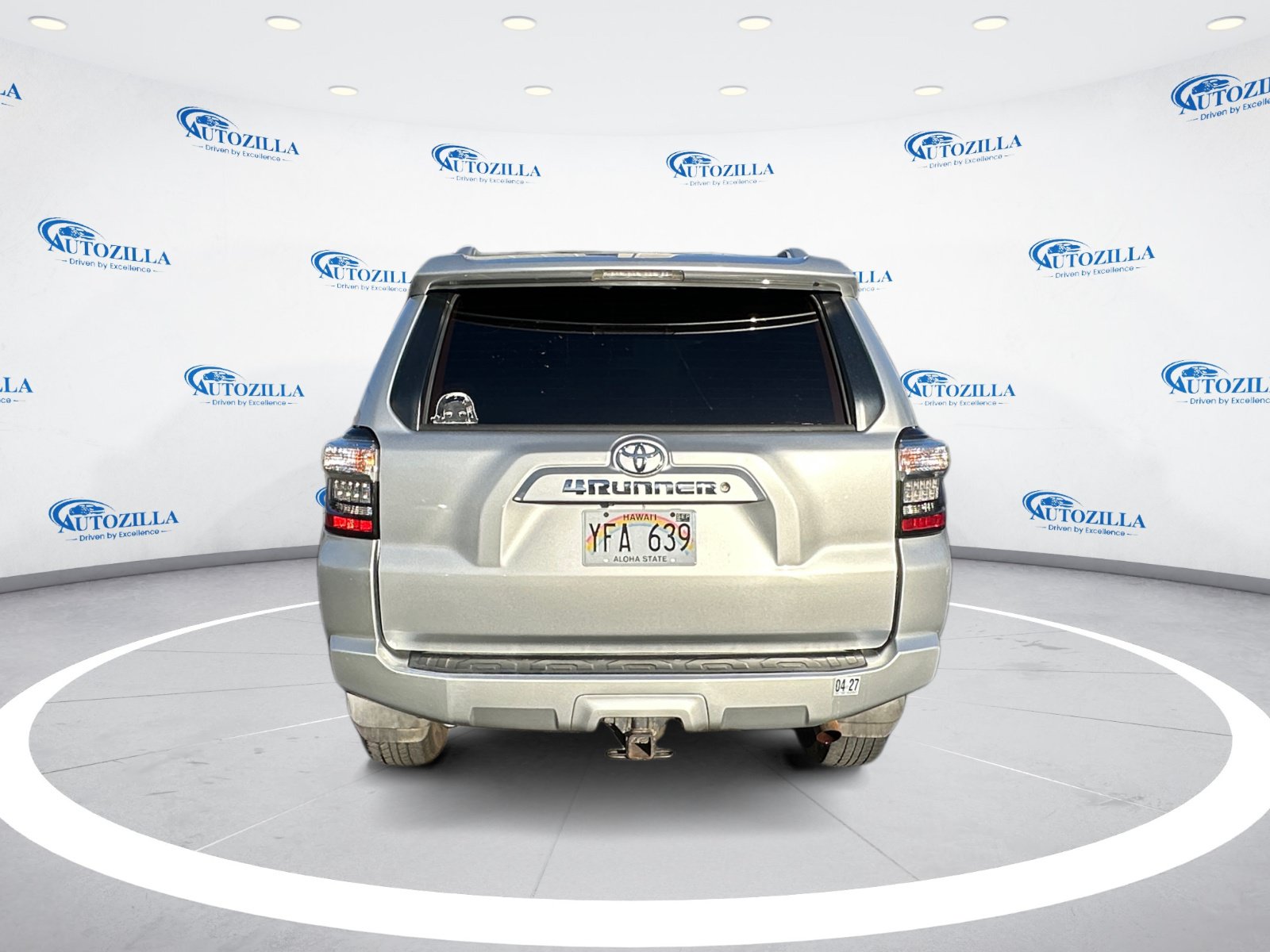 Used 2015 Toyota 4Runner SR5 RWD image 4